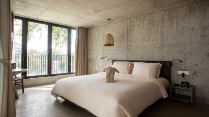 Superior Garden View