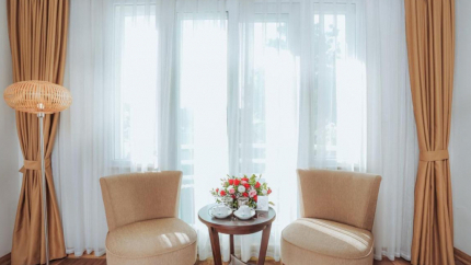 Phòng Deluxe tại Thang Long Opera Hotel