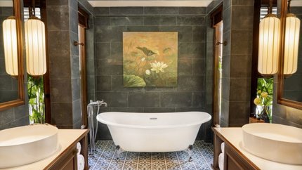 Phòng tắm được thiết kế cổ điển