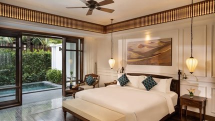 Private Pool Suite