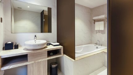 Phòng vệ sinh đầy đủ tiện nghi hiện đại