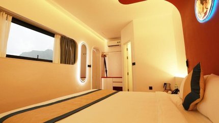 Phòng hướng núi hùng vỹ