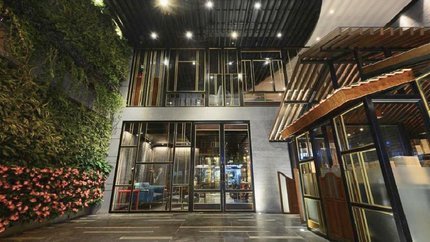 Sảnh khách sạn sang trọng