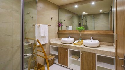 Phòng vệ sinh đầy đủ tiện nghi