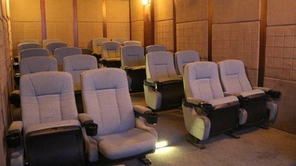 Rạp chiếu phim mini