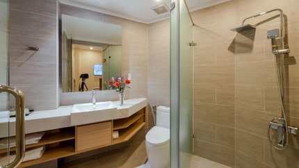 Phòng tắm sang trọng