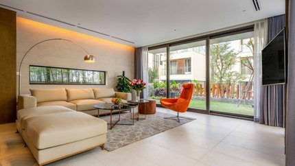 Không gian phòng khách rộng rãi