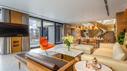 Phòng khách rộng lớn