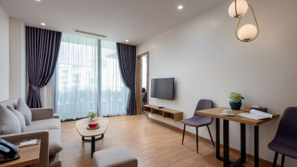 Suite Apartment with Balcony