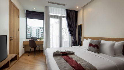 Suite Apartment with Balcony