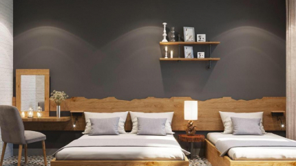  Family Room With Shower	