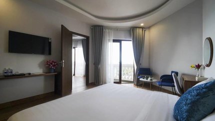 Được thiết kế với màu chủ đạo trắng xám