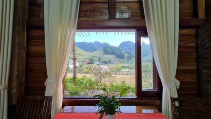 Phòng có view hướng ra núi