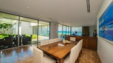 Không gian phòng bếp sang trọng lịch sự