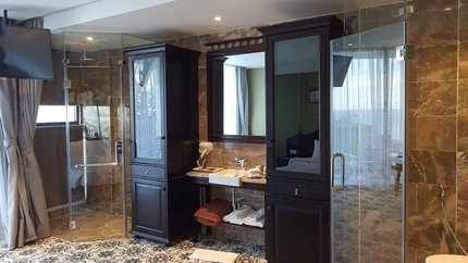 Phòng tắm đầy đủ tiện nghi, sang trọng