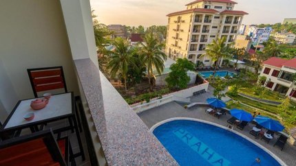 Góc nhìn từ ban công phòng Premium