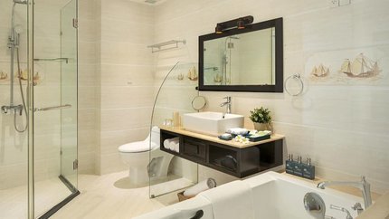 Phòng vệ sinh đầy đủ tiện nghi hiện đại