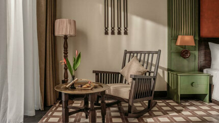 Bàn ghế ngồi thưởng trà siêu thơ