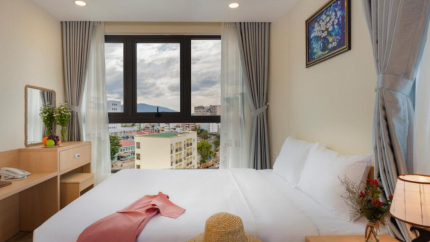 Phòng  Deluxe City View tại The Swan Hotel Nha Trang