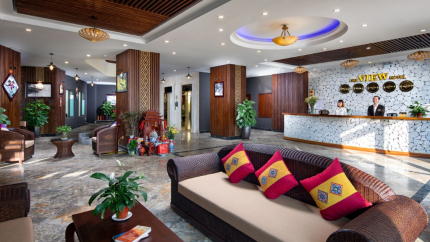 Quầy lễ tân tại Hotel The View 3*