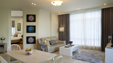 Phòng Royal Bedroom Suite