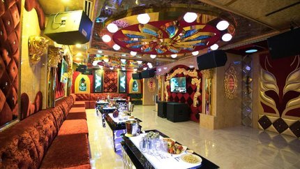 Phòng bar sang trọng lịch sự