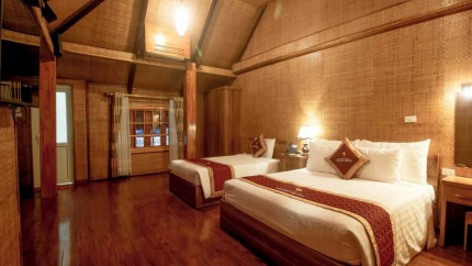 Grand Deluxe Triple Thung Nham Resort Ninh Bình