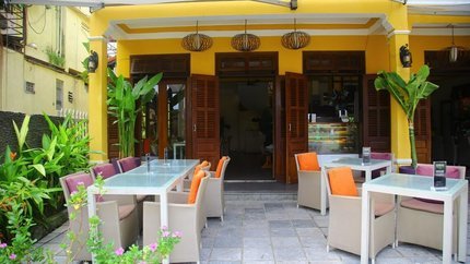 Sảnh coffe ngoài trời