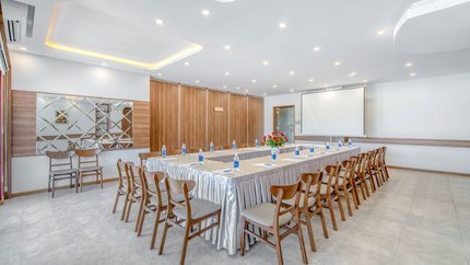 Phòng họp với sức chứa 200 khách