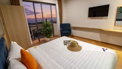 Ngắm hoàng hôn tại phòng Deluxe