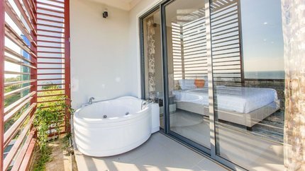 Bồn tắm tại Penthouse