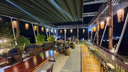 Quán cafe tại tầng thượng