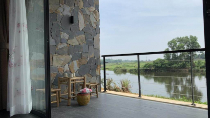 VIP - Mother's House (Nhà của mẹ)