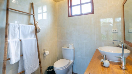 Phòng Tắm Premium Executive Bungalow Tại Topas Ecolodge Resort