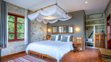 Phòng Ngủ Premium Executive Bungalow Topas Ecolodge Resort