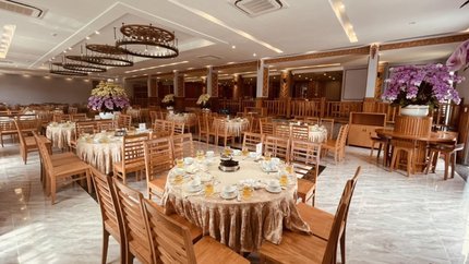 Nhà hàng tại khách sạn
