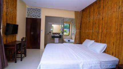 Phòng Gia Đình Có Bồn Tắm Trang An Retreat 3*