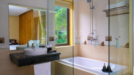 Phòng Gia Đình Có Bồn Tắm Khu Nghỉ Dưỡng Trang An Retreat
