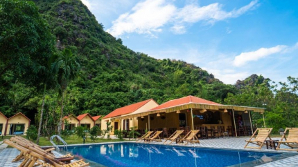 Thưởng Thức Ẩm Thực Nhà Hàng Cạnh Hồ Bơi Trang An Retreat 3*