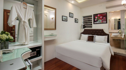 Phòng Superior Double Trang Trang Premium Hotel 3*