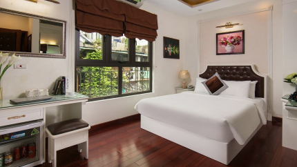 Phòng Deluxe Double City View Khách Sạn Trang Trang Premium Hanoi