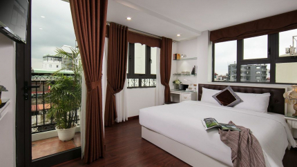 Phòng Executive Double Or Twin Balcony Trang Trang Premium Hà Nội Hotel 3*