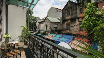 Phòng Suite Family Balcony Trang Trang Premium Hà Nội