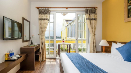 Không gian phòng rộng rãi, thoáng mát