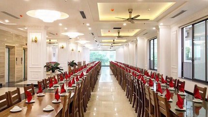 Nhà hàng trong khách sạn