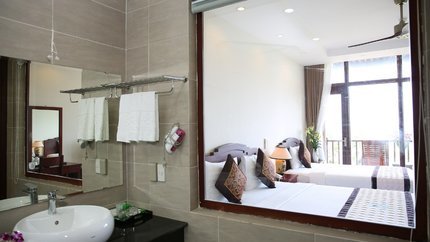 Phòng tắm với không gian thoáng đãng