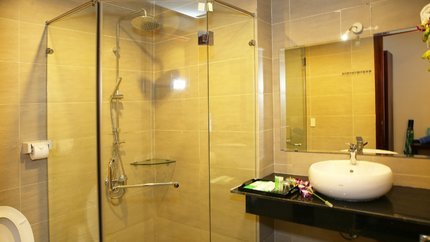 Phòng tắm đầy đủ tiện nghi, hiện đại