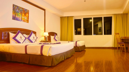 Deluxe Ocean View Triple