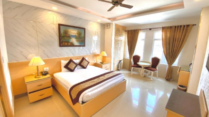 Phòng Executive Double Khách sạn Tulip 2