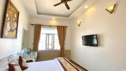 Phòng Deluxe Double Tulip 1 Hotel Đà Lạt